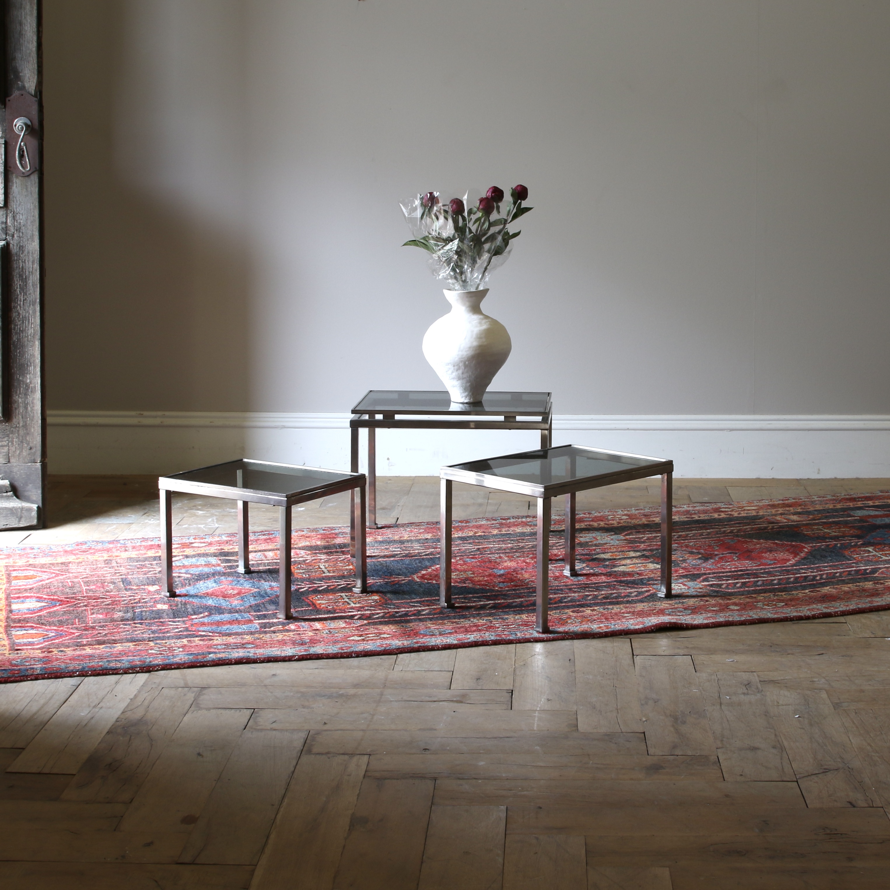 152-98 - Chrome and Glass Nesting Tables